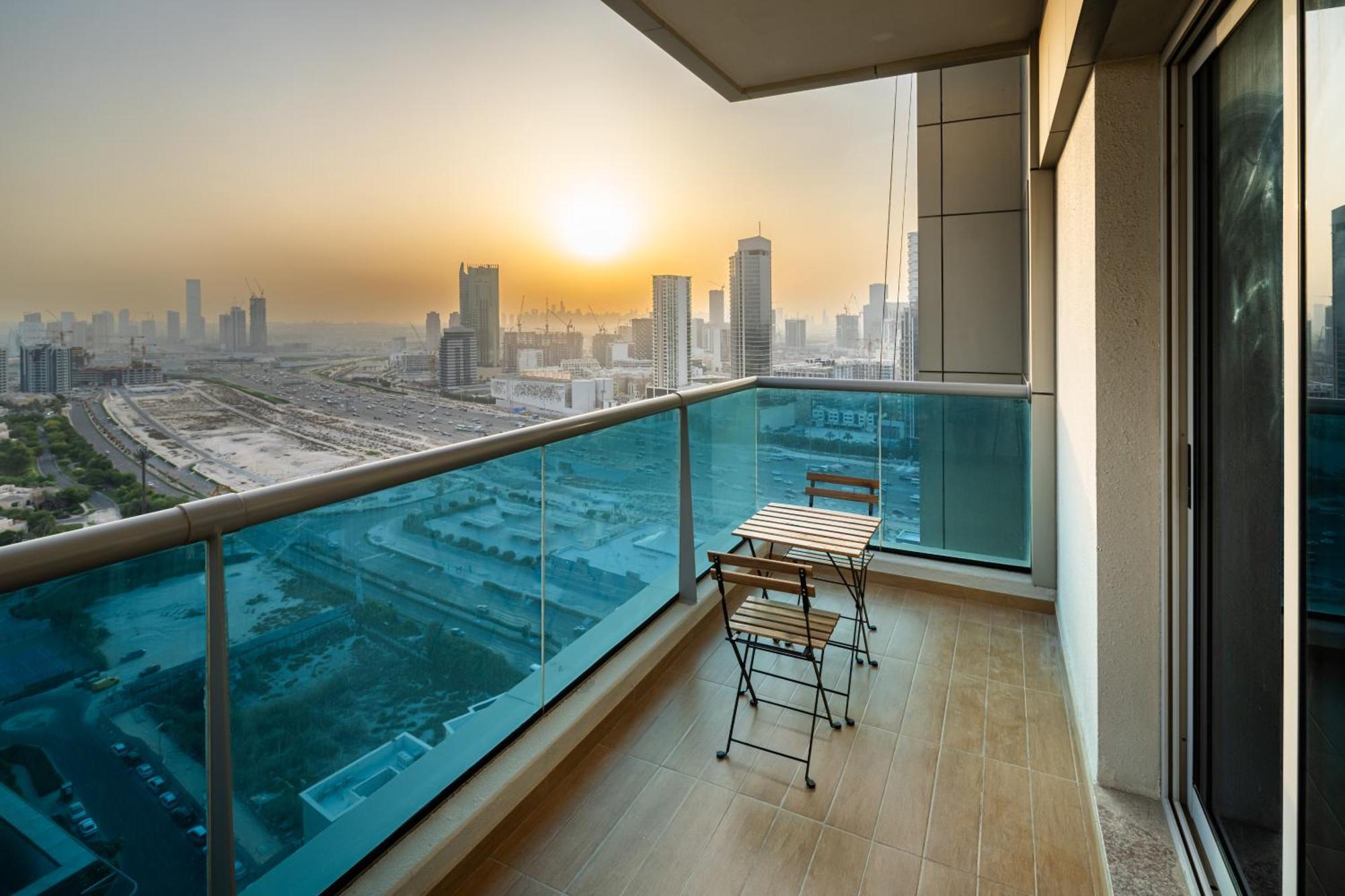 Furnished 2bhk In Elite 3 Sports